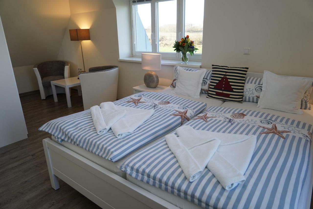Ostseehotel Hunhoi Niesgrau Buitenkant foto